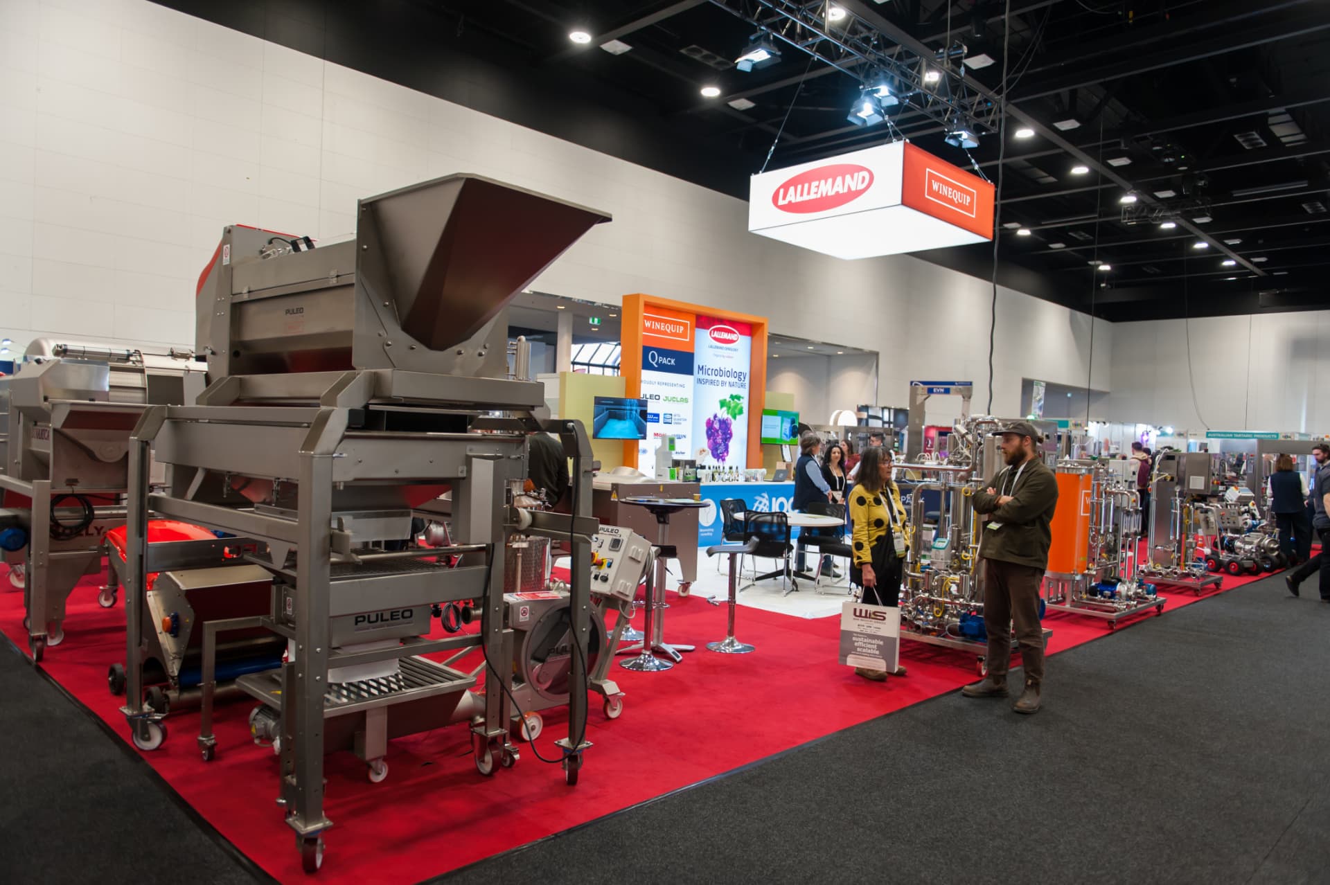 Corporate exhibition photography by Fidji Studios — photo 8