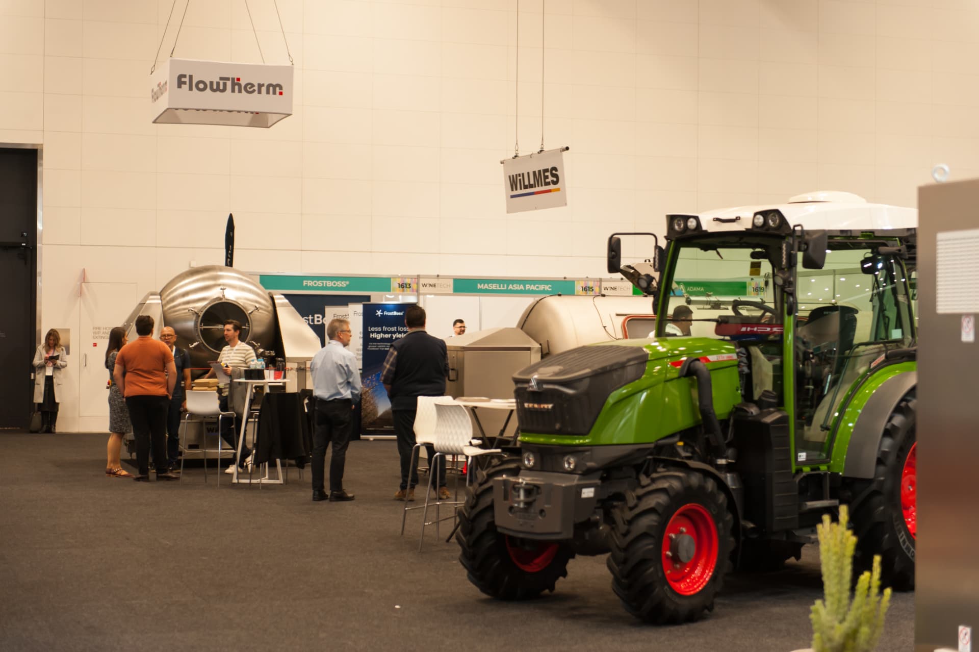 Corporate exhibition photography by Fidji Studios — photo 11