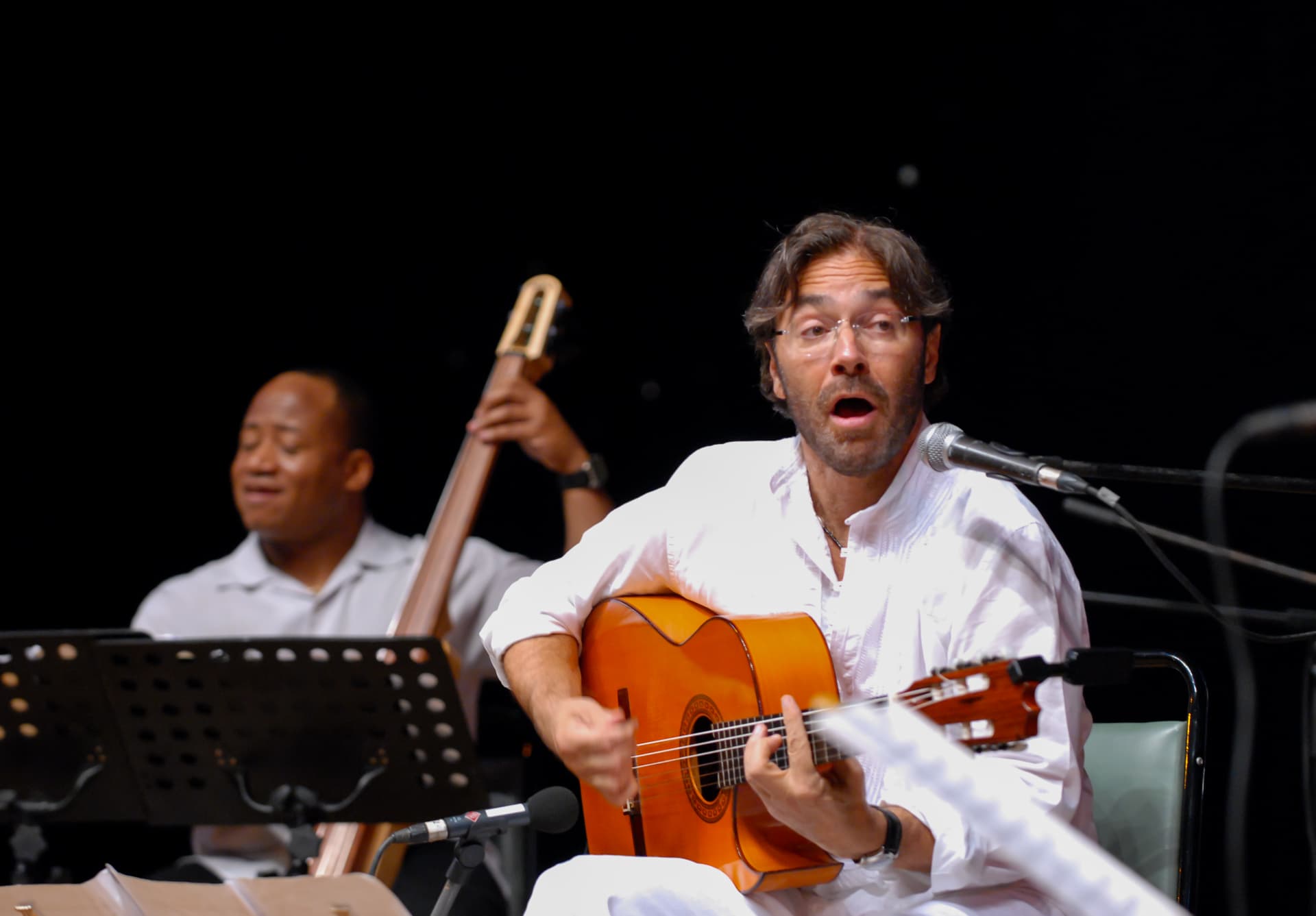 Concert, event and celebration photography by Fidji Studios